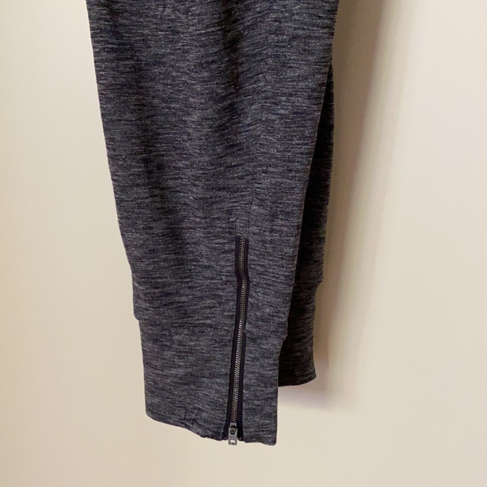 athleta grey joggers with pockets - Picture 2 of 5